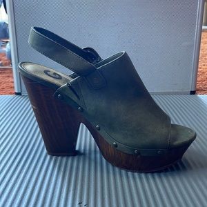 Guess Open-Toe Heels